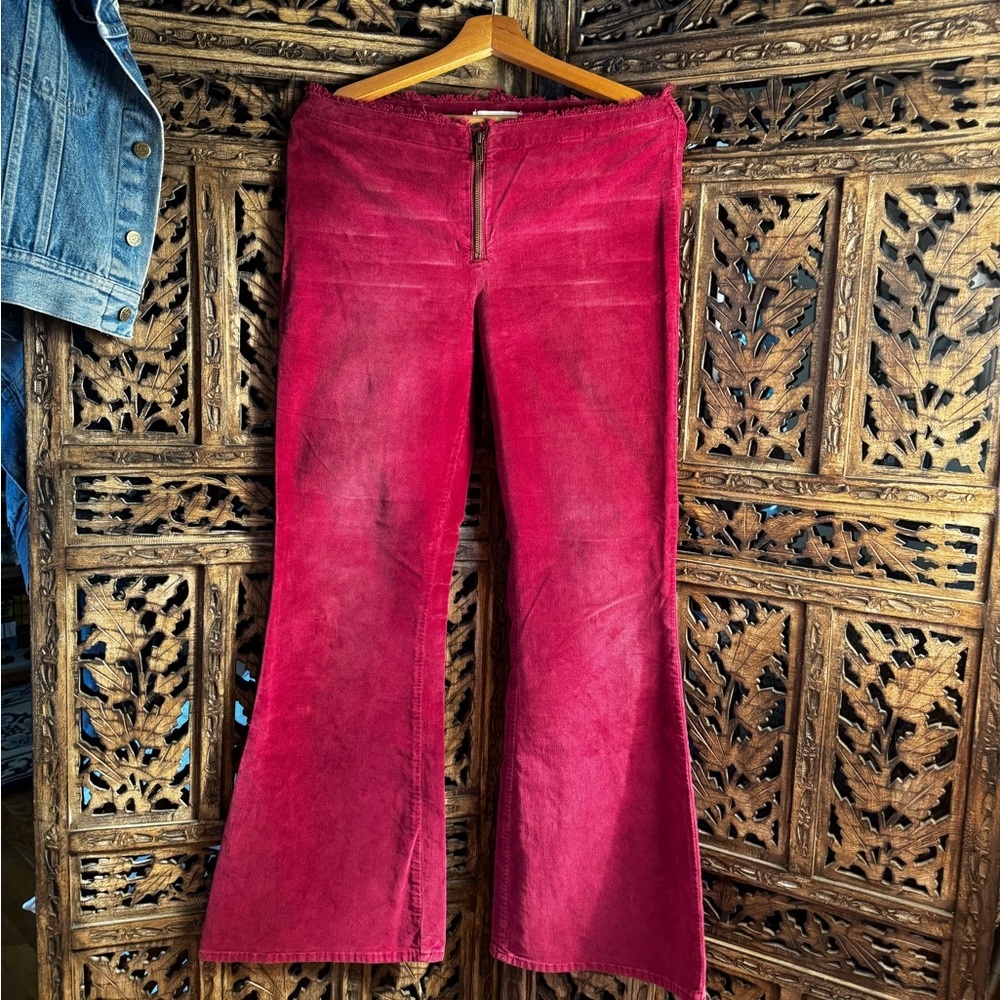 Velvet zip flare.